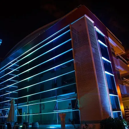 Address Hotel de apartamente 4*