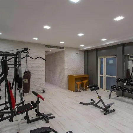 Aparthotel Address 4*